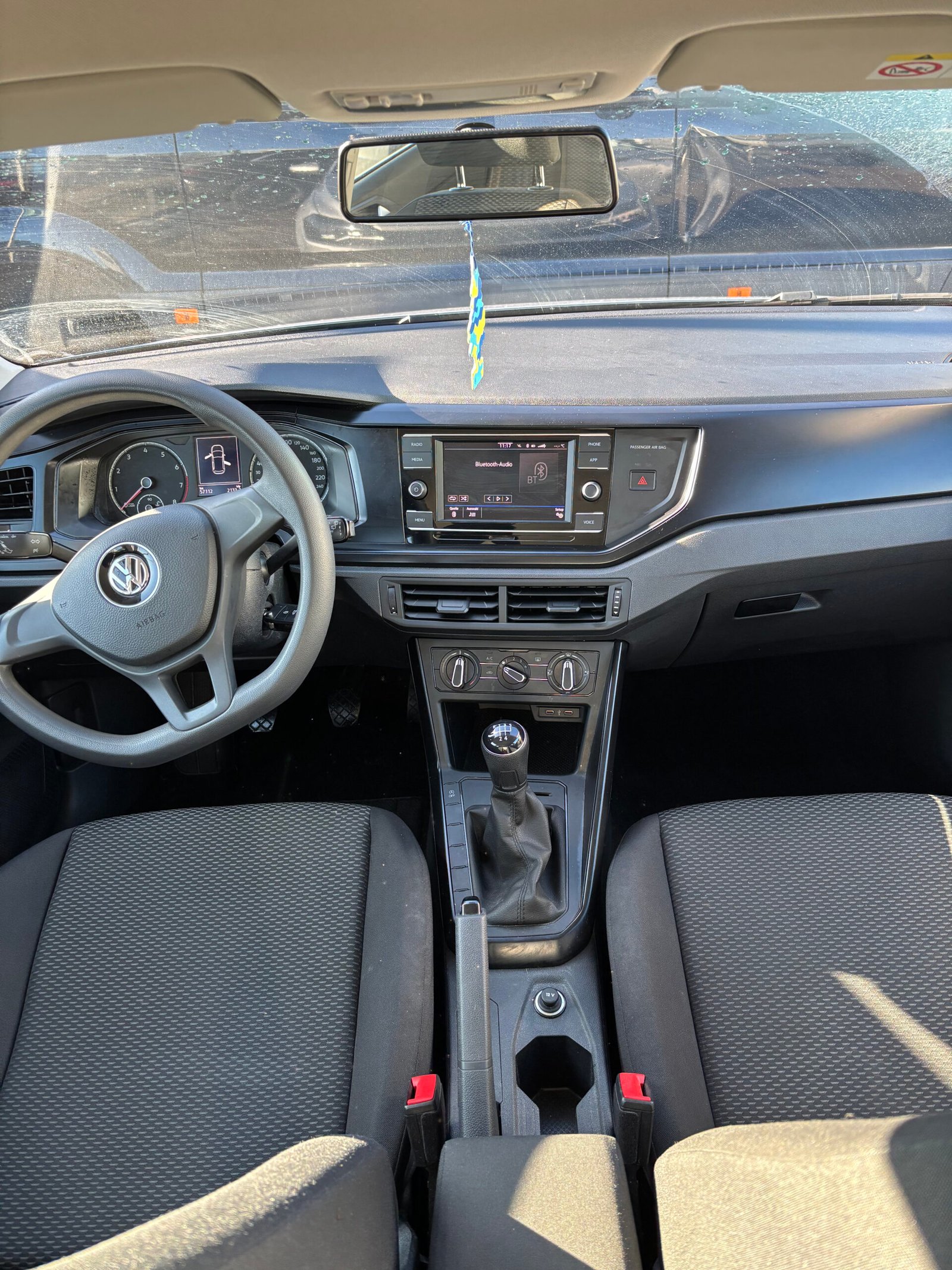 
								VW POLO full									
