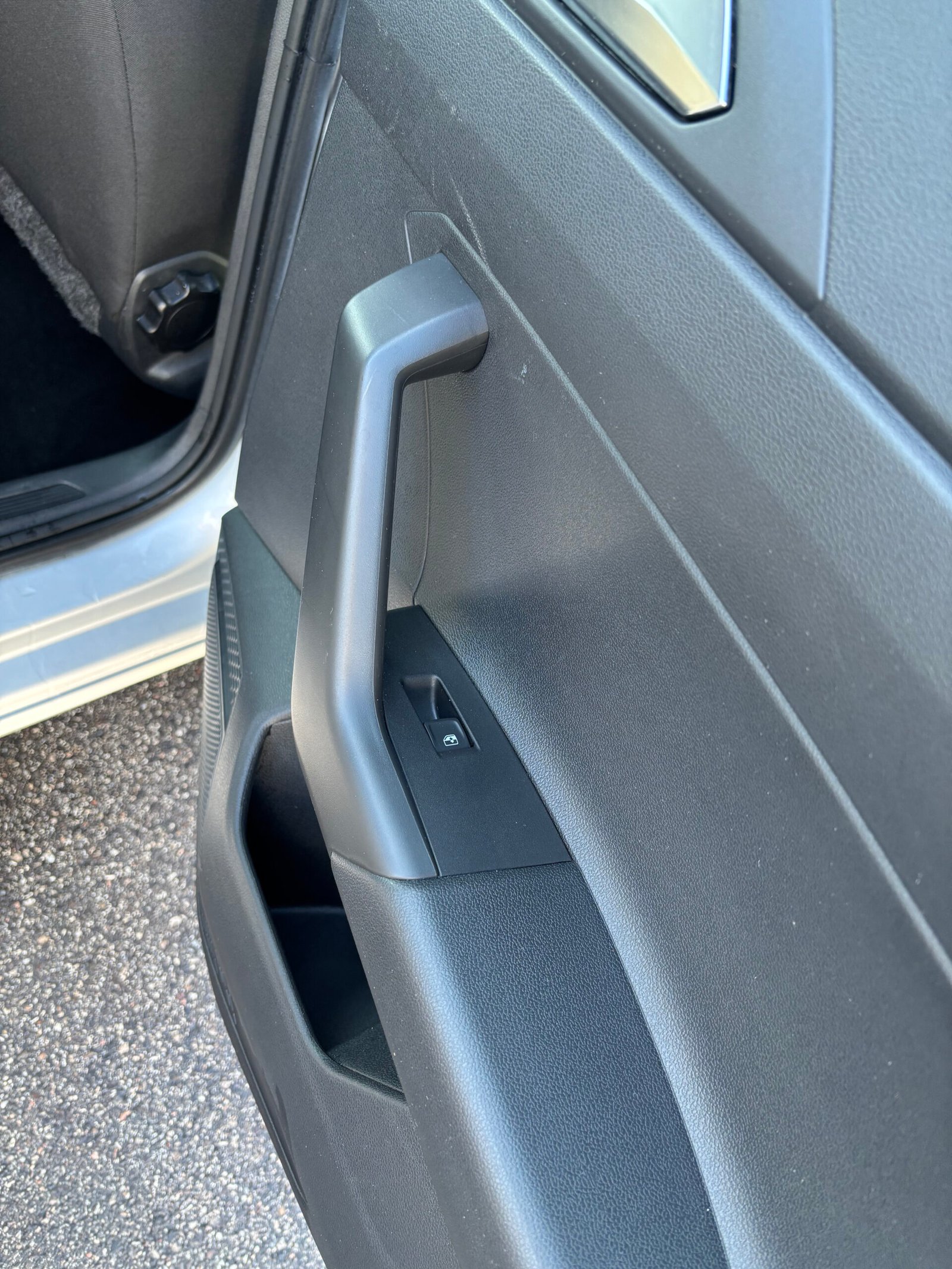 
								VW Polo 1.0 Limousine full									
