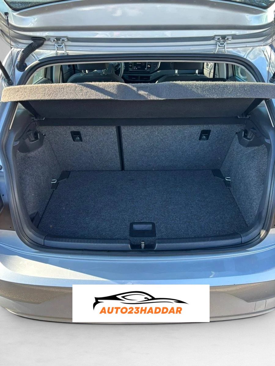 
								VW Polo 1.0 Limousine full									