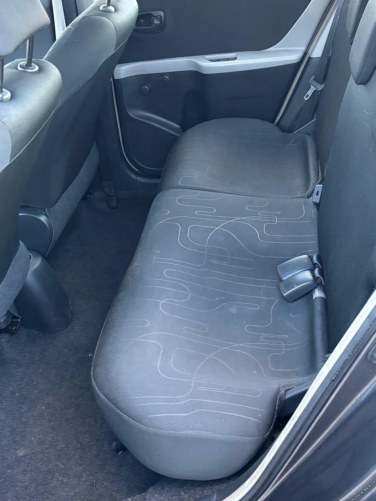 
								Toyota Yaris 1,0 VVT-i full									