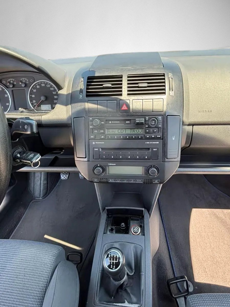 
								VM Polo 1.2 Limousine full									